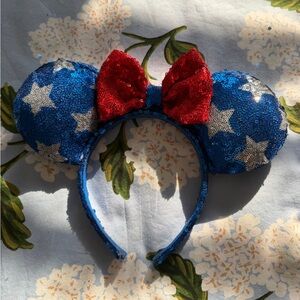 EUC Patriotic Minnie Ears